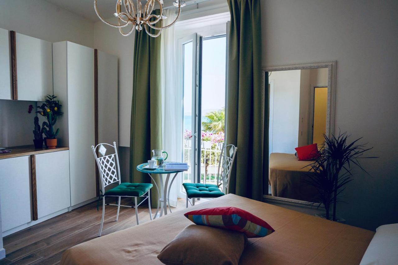 Aquamar Bed And Breakfast 크로토네 외부 사진